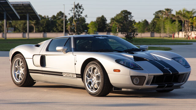 2005 Ford GT