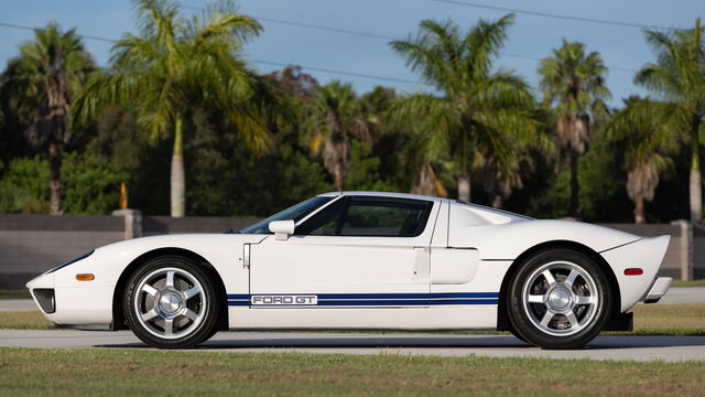 2005 Ford GT