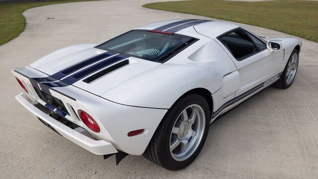 2005 Ford GT