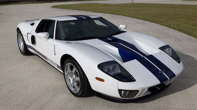 2005 Ford GT