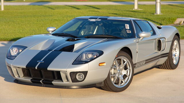 2005 Ford GT