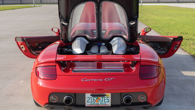 2005 Porsche Carrera GT