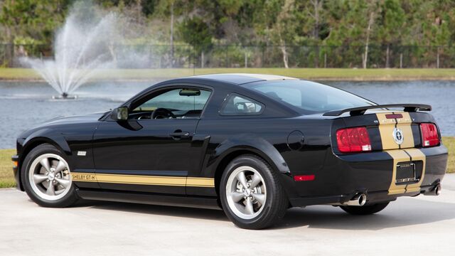 2006 Ford Mustang Shelby GT-HERTZ