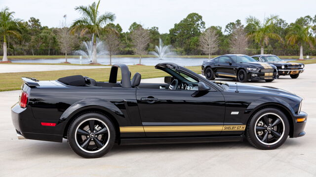 2007 Ford Mustang Shelby GT-HERTZ