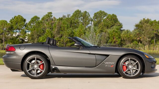 2010 Dodge Viper SRT-10 Convertible Final Edition