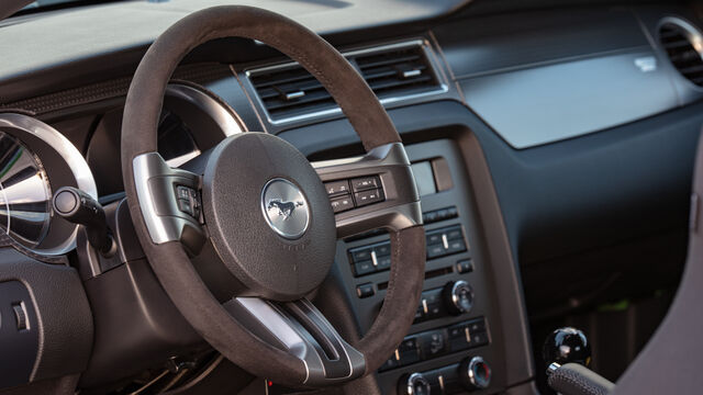 2013 Ford Mustang Boss 302