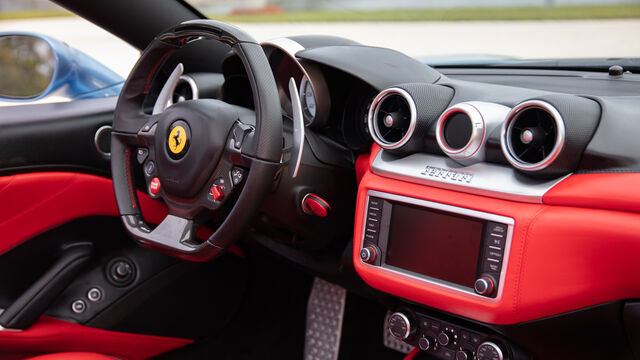 2015 Ferrari California T