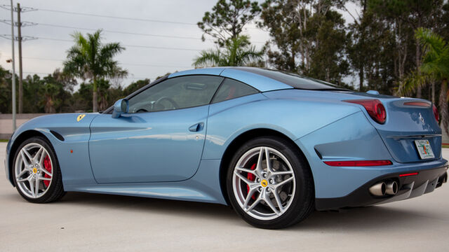 2015 Ferrari California T