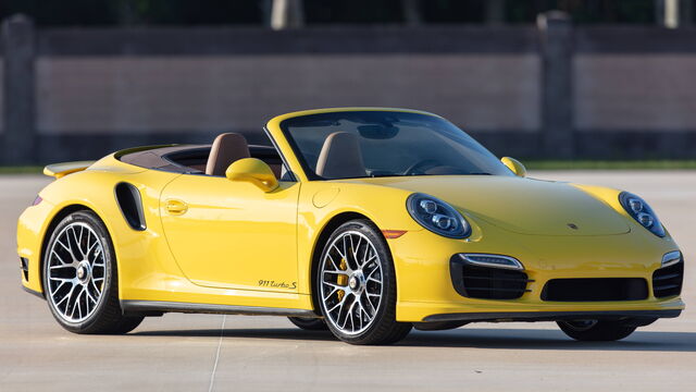 2015 Porsche 911 Turbo S
