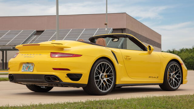 2015 Porsche 911 Turbo S