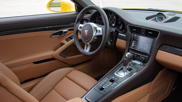 2015 Porsche 911 Turbo S