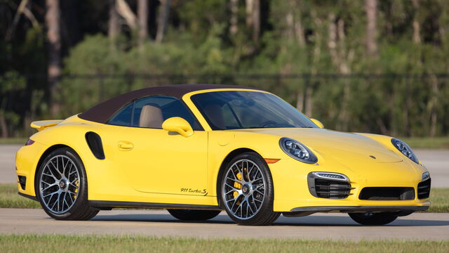 2015 Porsche 911 Turbo S