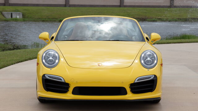 2015 Porsche 911 Turbo S