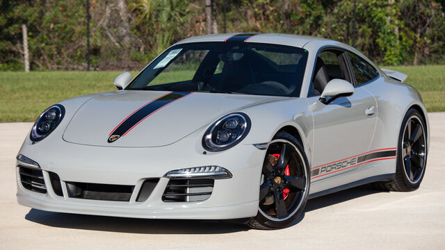 2016 Porsche 911 GTS RennSport Reunion 