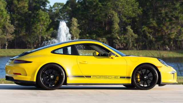 2016 Porsche 911 R