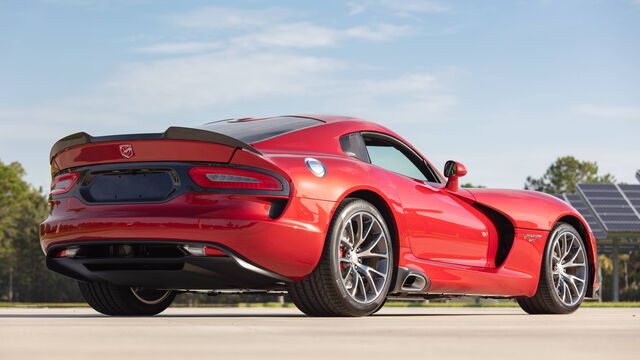 2017 Dodge Viper GTC 