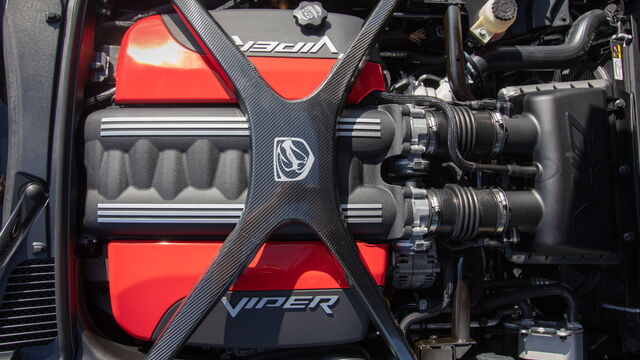 2017 Dodge Viper GTC 