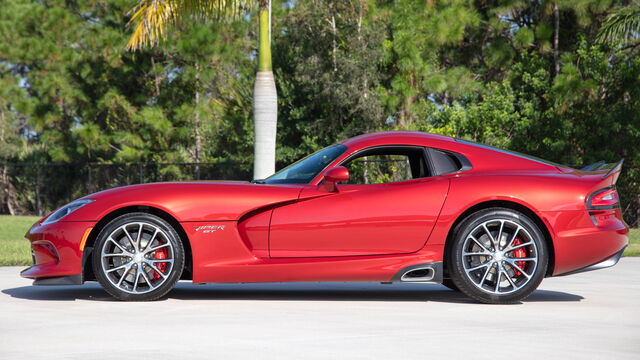 2017 Dodge Viper GTC 