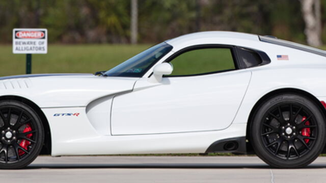 2017 Dodge Viper GTS-R