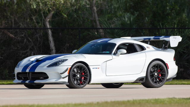 2017 Dodge Viper GTS-R