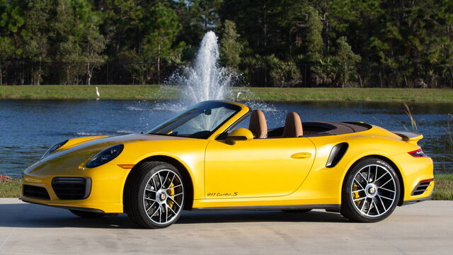 2018 Porsche 911 Turbo S Cabriolet