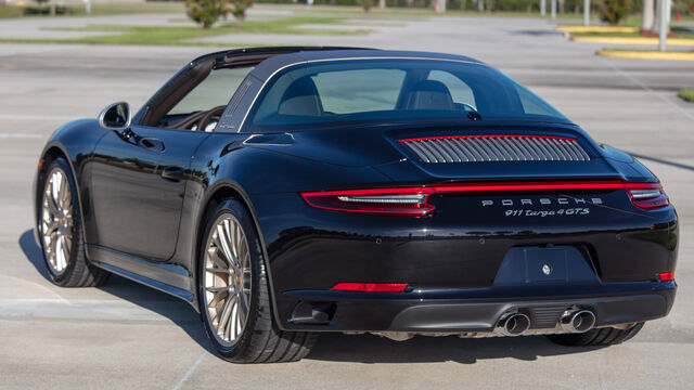 2019 Porsche 911 Targa 4 GTS 