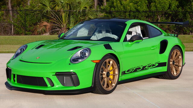 2019 Porsche GT3 RS Weissach Edition 