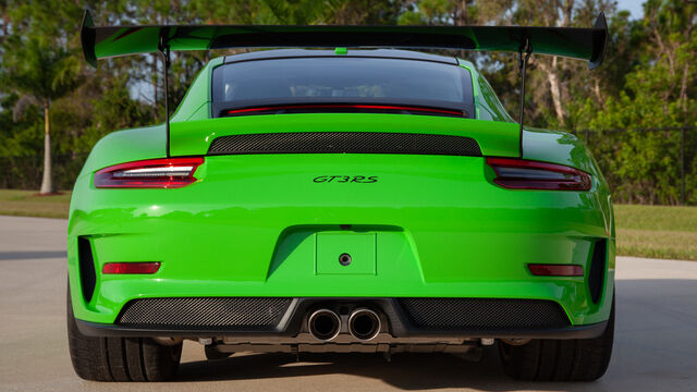 2019 Porsche GT3 RS Weissach Edition 