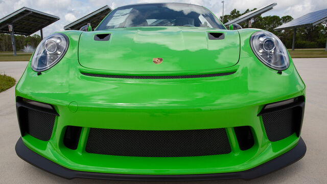 2019 Porsche GT3 RS Weissach Edition 