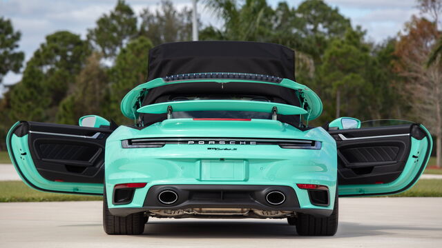 2021 Porsche 911 Turbo S Cabriolet