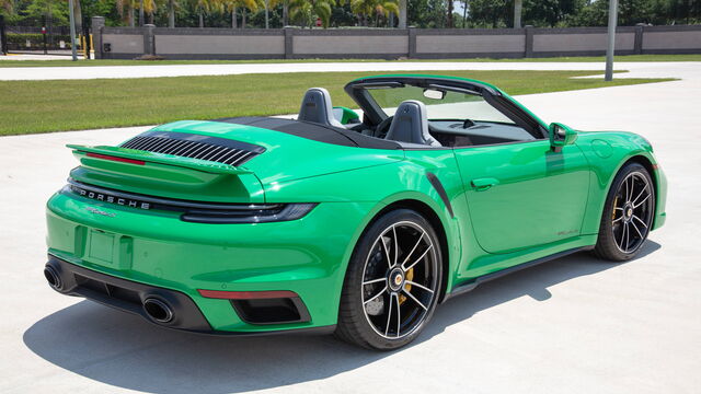 2021 Porsche 911 Turbo S Cabriolet