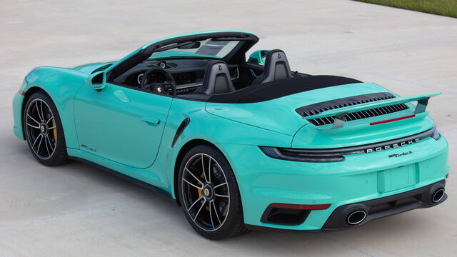 2021 Porsche 911 Turbo S Cabriolet