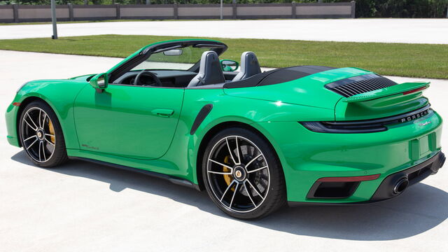 2021 Porsche 911 Turbo S Cabriolet