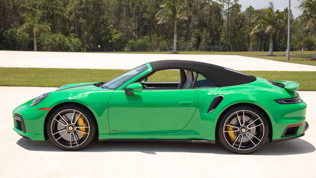 2021 Porsche 911 Turbo S Cabriolet