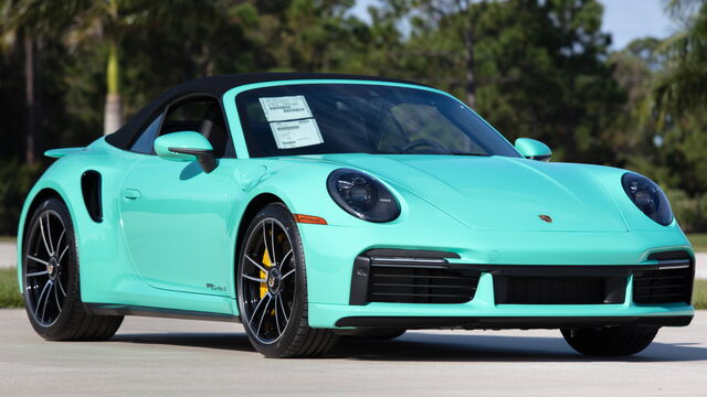 2021 Porsche 911 Turbo S Cabriolet