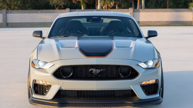 2022 Ford Mustang Mach 1