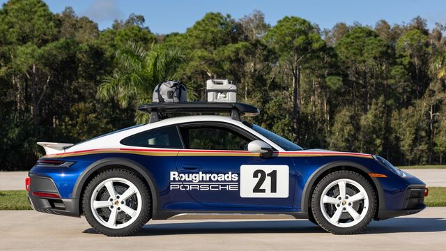 2023 Porsche 911 Dakar