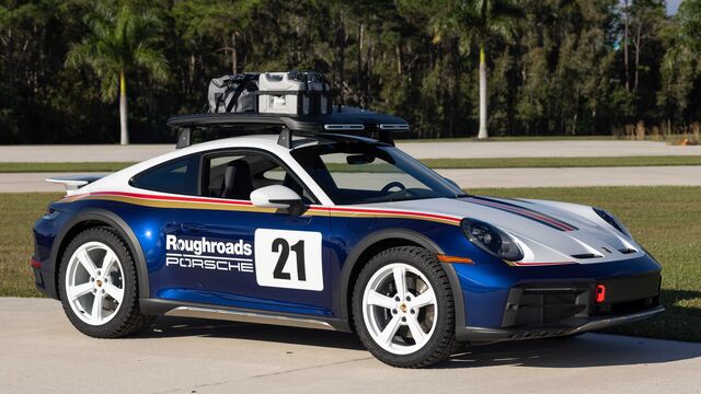 2023 Porsche 911 Dakar