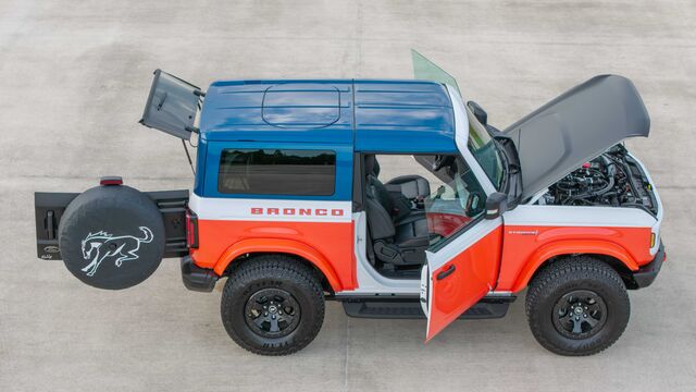 2025 Ford Bronco 4x4 Stroppe Edition