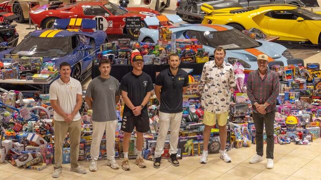 Vetted Venture's Annual Toy Drive Car Show