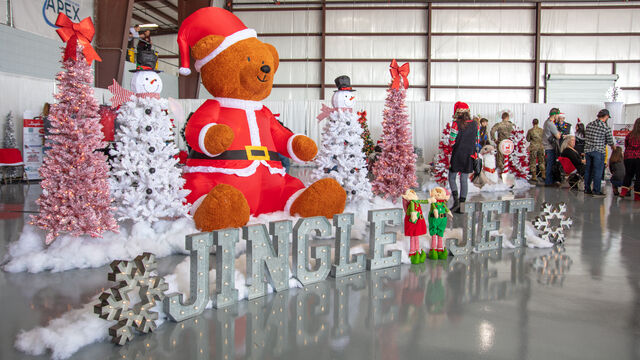 The festive Christmas decorations at the 2018 Jingle Jet were a wonderful addition for the families in need