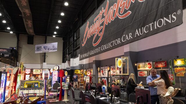 2024 Barrett Jackson West Palm Beach