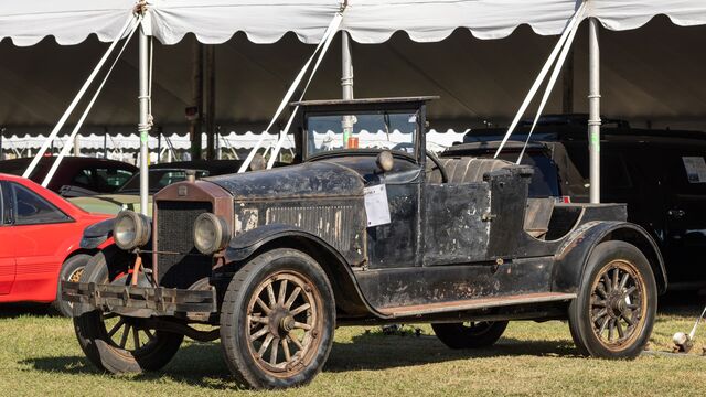 2025 Mecum Kissimmee Collector Car Auction