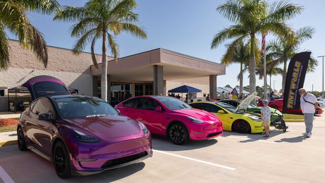 Electric Vehicle Earth Day Car Show