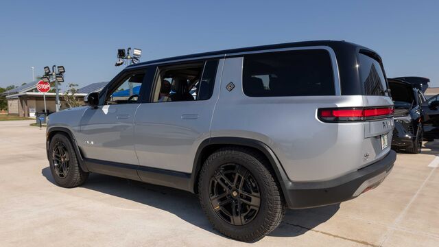 Electric Vehicle Earth Day Car Show