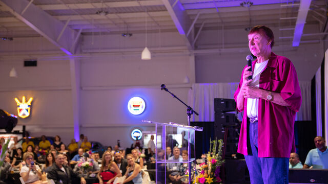 Mark Pieloch talks to the crowd 