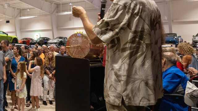 Helping Seniors 2023