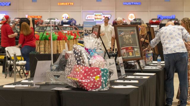 Jingle Jet's Evening With Cars