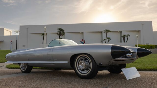 2024 Lake Mirror Concours