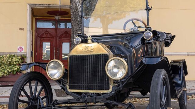 2024 Lake Mirror Concours